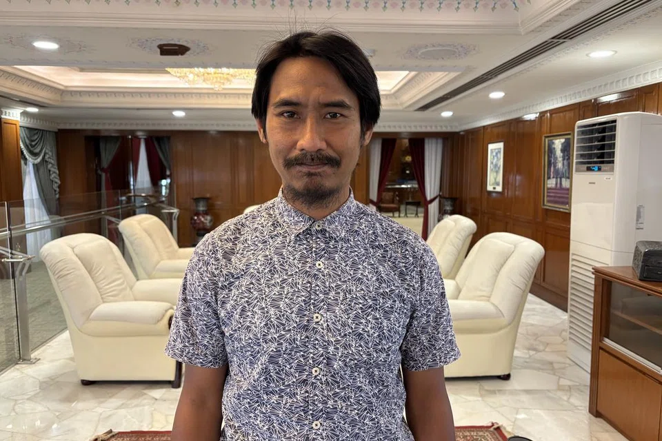 Pembantu Khidmat Awam Arkib Negara Malaysia, Encik Mohd Shahrizan Jailani.