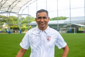 Kadir Yahaya, telah menyertai projek bola sepak negara, Unleash The Roar! (UTR!), sebagai Pengarah Bola Sepak.