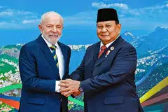 Presiden Indonesia, Encik Prabowo Subianto (kanan), bersama Presiden Brazil, Encik Luiz Inacio Lula da Silva, pada Sidang Kemuncak G20 di Rio de Janeiro pada November 2024.