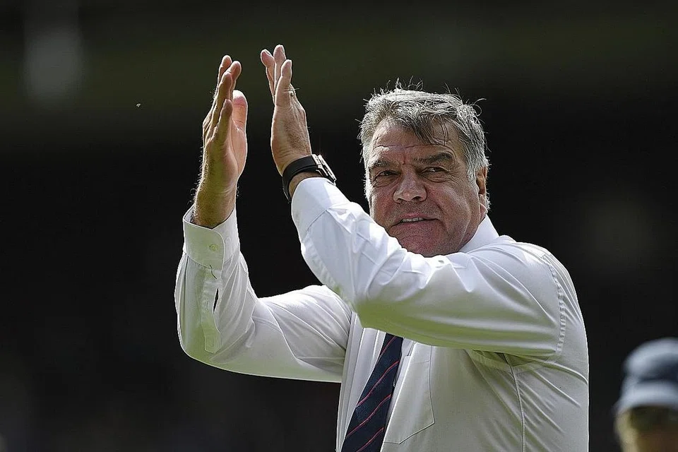 MAHU BEREHAT: Setelah berjaya membantu Crystal Palace mengekalkan tempat di EPL, Sam Allardyce kini beralih tumpuan untuk melakukan perkara yang belum dapat beliau nikmati sebelum ini. - Foto REUTERS