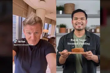Cef Ramsey (kiri) puji hidangan pempengaruh Malaysia Khairul Aming