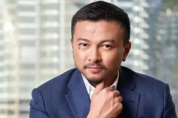 Suruhanjaya Pencegahan Rasuah Malaysia (SPRM) dijangka merakamkan keterangan pereka fesyen terkenal, Datuk Jovian Mandagie, iaitu bekas menantu Perdana Menteri Malaysia kesembilan, Datuk Seri Ismail Sabri Yaakob, pada Jun 2025.