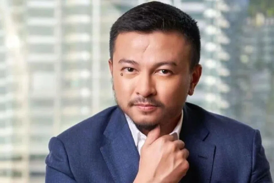 Suruhanjaya Pencegahan Rasuah Malaysia (SPRM) dijangka merakamkan keterangan pereka fesyen terkenal, Datuk Jovian Mandagie, iaitu bekas menantu Perdana Menteri Malaysia kesembilan, Datuk Seri Ismail Sabri Yaakob, pada Jun 2025.
