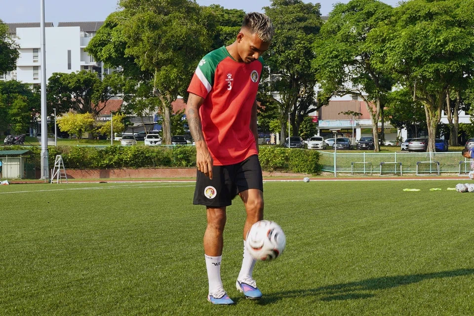 Tajeli Salamat semasa sesi latihan di Stadium Serangoon pada 14 Ogos.