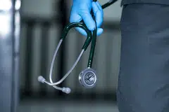 Mangsa diugut melalui e-mel supaya membayar wang tebusan jika tidak mahu wajah mereka yang dilapiskan pada gambar yang memalukan disebar.