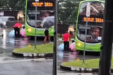 Menurut polis, kejadian berlaku sekitar 4 petang di persimpangan Sumang Walk dan Sumang Link.