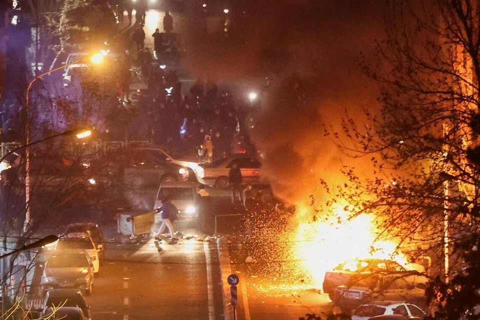 bantahan, Iran, Ayatollah Ali Khamenei, Trump