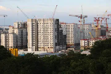 BAKAL RAIH MANFAAT: Corenet X, inisiatif baru untuk menyokong usaha pendigitalan Singapura, akan memacu kerjasama industri bangunan yang lebih besar, kata Menteri Negara Kanan, Encik Tan Kiat How.