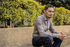 INGIN BIMBING ANAK MUDA: Hari ini, Encik Muchtar merupakan seorang kaunselor berhenti merokok yang berharap dapat membantu orang lain mencapai perjalanan bebas rokok mereka sendiri. - Foto-foto BH oleh NUR DIYANA TAHA