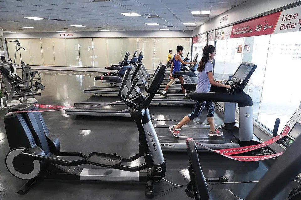 TINGKAT SOKONGAN: Gimnasium, studio kesihatan, persatuan seni persembahan dan pusat pendidikan kesenian merupakan antara sektor yang kini mendapat sokongan subsidi gaji hingga 50 peratus di bawah JSS. - Foto fail 