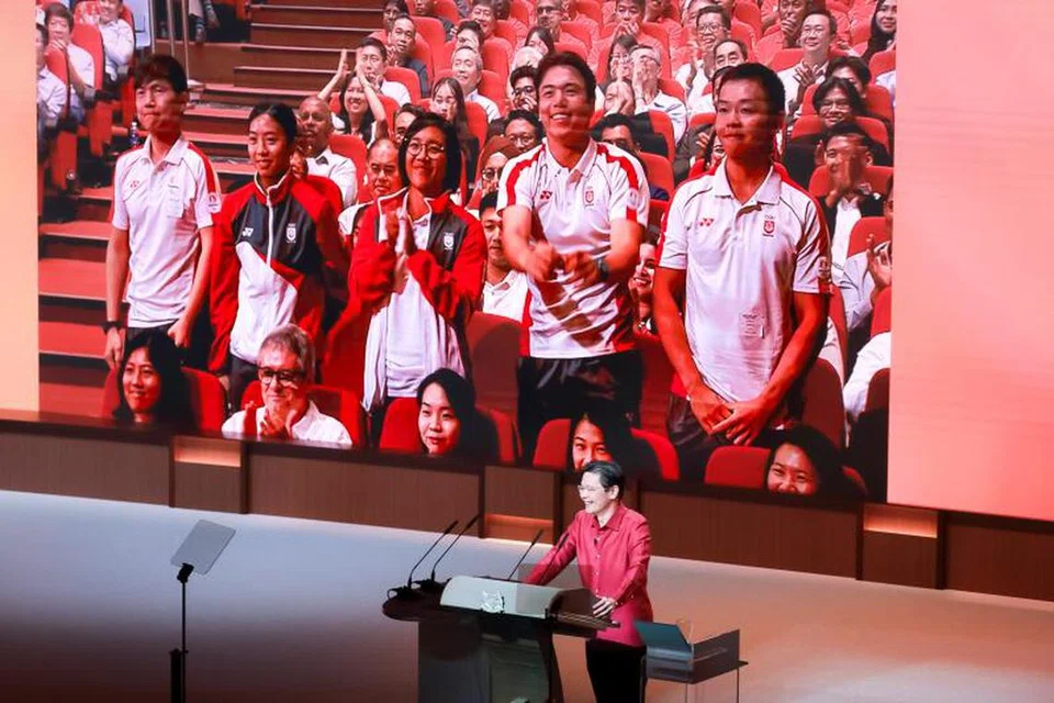 Perdana Menteri, Encik Lawrence Wong, berkata para atlet negara telah mempamerkan semangat juang yang tinggi untuk mengharumkan nama negara di Sukan Olimpik dan Paralimpik di Paris, Perancis. 