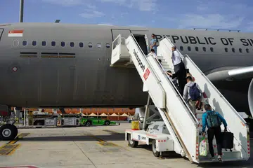 Warga Singapura dalam perjalanan pulang ke Singapura dari Jeddah, Arab Saudi. 