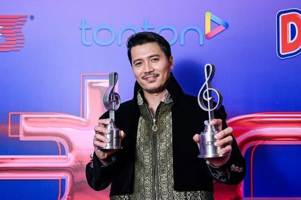 fattah amin, Anugerah Bintang Popular Berita Harian, ABPBH, amira othman