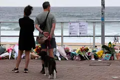 Faishal, Perpaduan silang agama , Pantai Bondi