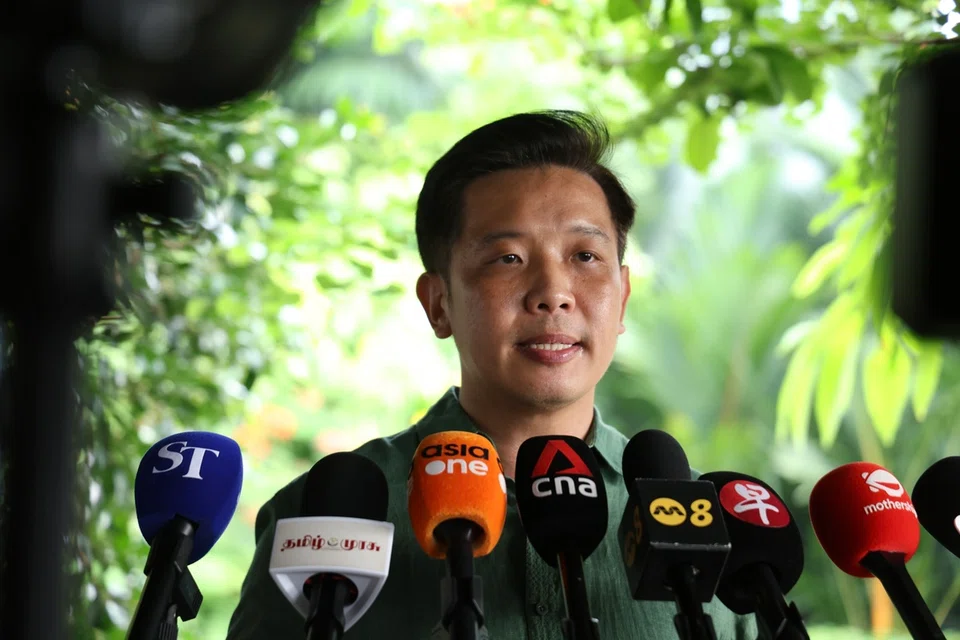 Menteri Negara (Pembangunan Negara merangkap Ehwal Luar), Encik Alvin Tan