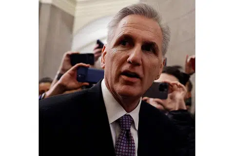 LALUAN SUKAR: Pencalonan ahli parlimen California, Encik Kevin McCarthy, yang seharusnya mewakili Parti Republikan sebagai Speaker Dewan Perwakilan, masih dibelenggu kebuntuan. - Foto AFP