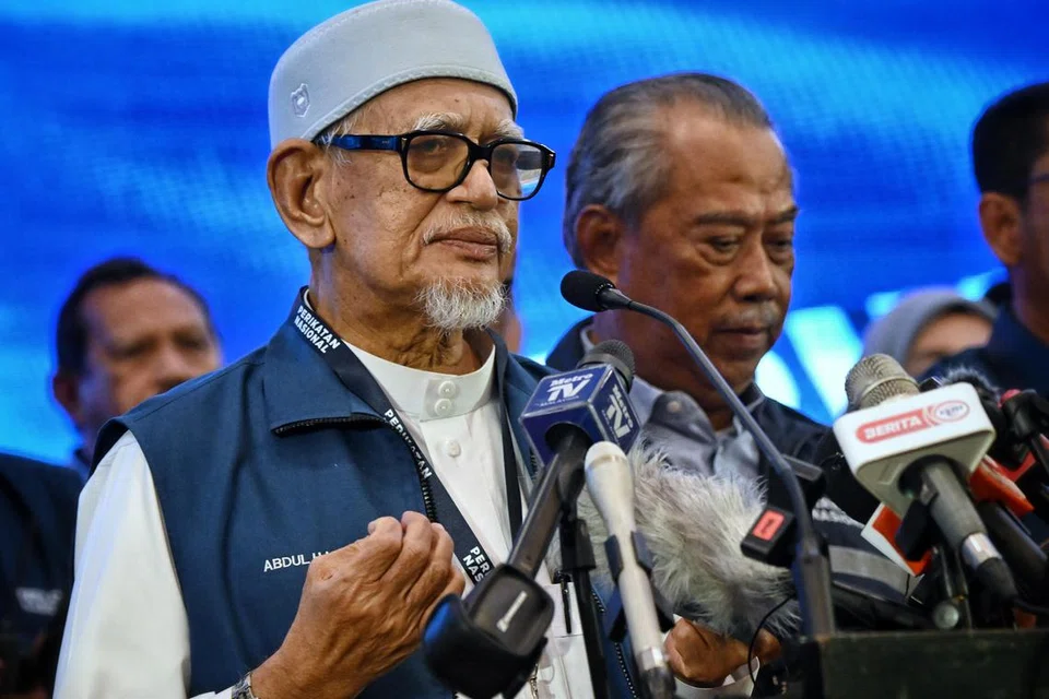 MEMIMPIN PARTI ISLAM SEMALAYSIA (PAS): Presiden Pas, Tan Sri Abdul Hadi Awang, meneruskan langkah mempertahankan kerajaan PAS di Kelantan, Terengganu dan Kedah.