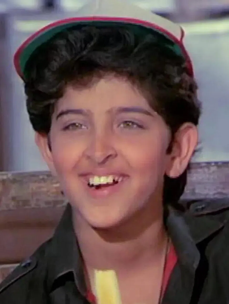 BINTANG KECIL: Hrithik Roshan mula berlakon pada usia enam tahun.