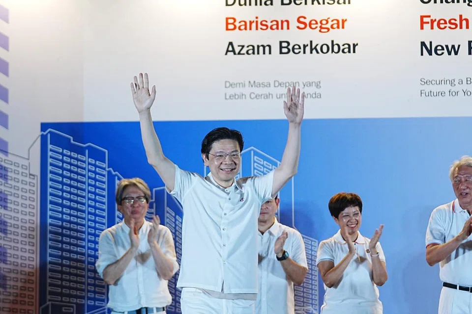 Kehadiran Perdana Menteri, Encik Lawrence Wong, di rapat GRC Punggol yang diadakan di Sekolah Menengah Yusof Ishak pada 1 Mei disambut dengan sorakan oleh hadirin.