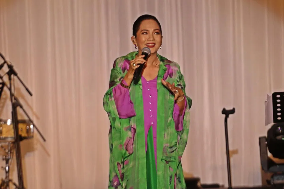 JAGA DIRI AGAR BERDAYA TAHAN: Datuk Sheila Majid tekankan penjagaan kesihatan dan kerja seni untuk terus kekal relevan dalam industri hiburan Nusantara.