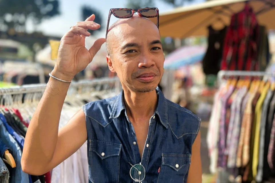 Encik Johan, 44 tahun.