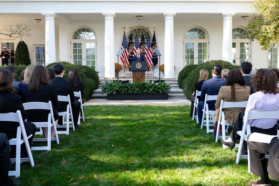 Presiden Amerika Syarikat, Encik Joe Biden, berucap dari Rose Garden di Rumah Putih, Washington DC, pada 7 November, susulan kemenangan Encik Donald Trump dalam Pilihan Raya Presiden.