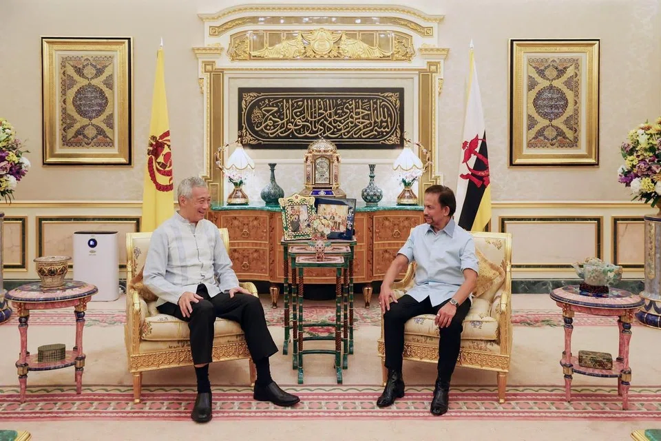 Perdana Menteri ketika itu, Encik Lee Hsien Loong, bertemu Sultan Brunei, Sultan Hassanal Bolkiah di Istana Nurul Iman pada 15 Januari 2024