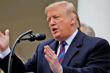 ENGGAN BERGANJAK: Presiden Amerika Syarikat, Encik Donald Trump masih menekankan permintaannya untuk memperolehi dana bagi membangun tembok di sempadan Mexico meskipun mendapat tentangan. - Foto REUTERS