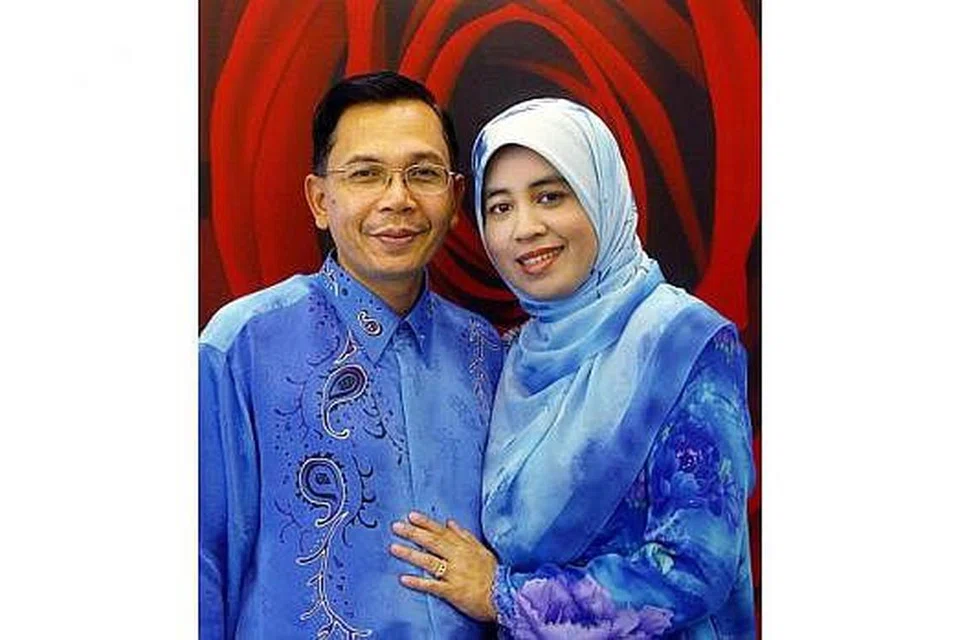 REDA MENEMPUH UJIAN: Ustazah Siti Nor Bahyah Mahamood bersama suaminya, Ustaz Wan Akashah Wan Abdul Hamid, pernah mengalami kesusahan hidup kerana ditipu ratusan ribu ringgit oleh orang yang dikenali. - Foto fail