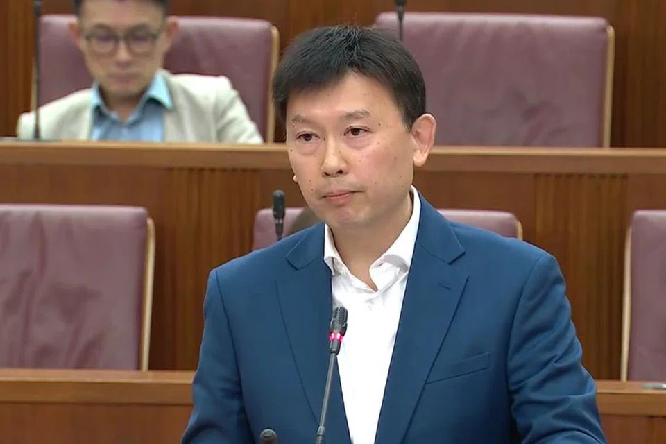 Menteri Pengangkutan, Encik Chee Hong Tat, berkata pemerintah menyasarkan untuk membina rangkaian yang lebih besar daripada lebih 200 laluan bandar, menjelang pertengahan 2030-an.