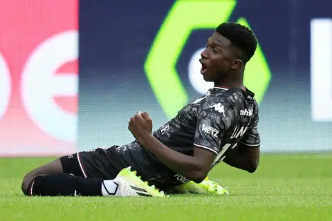 MASIH MUDA: Pemain midfield Metz, asal Senegal, Lamine Camara, meraikan jaringannya dalam Liga Perancis menentang AS Monaco pada 22 Oktober.