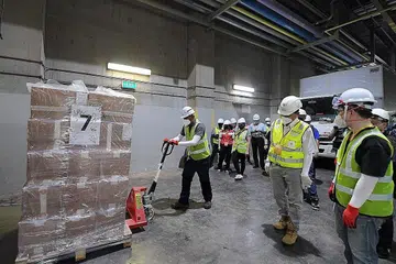 - Foto BM oleh ALPHONSUS CHERN