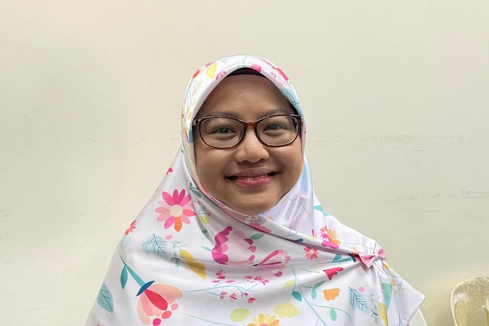 Ustazah Nurul Izzah Khamsani