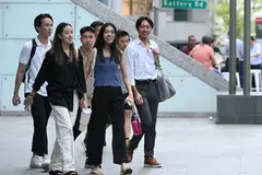 Golongan pekerja muda sepatutnya mula menabung selepas mendapat pekerjaan dan jumlah yang perlu disimpan tidak perlu besar. Yang penting berdikit-dikit tetapi bakal memberi kebahagiaan apabila mereka bersara kelak.   