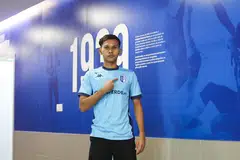 Khairin Nadim menandatangani kontrak selama satu setengah tahun bersama pasukan divisyen kedua Portugal, FC Vizela.