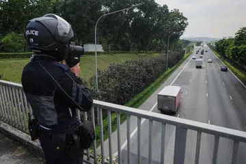 Polis Trafik, alat pengehad kelajuan, kenderaan berat