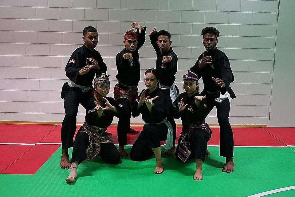 Sumber/foto-foto PERSISI