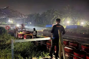 bahan api bersubsidi, dirampas, Polis Riau, kawasan sempadan, kegiatan penyeludupan