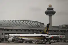 Penumpang kelas ekonomi mungkin dikenakan levi tambahan $3 untuk penerbangan jarak dekat ke Bangkok, $6 untuk penerbangan jarak sederhana ke Tokyo dan $16 untuk penerbangan jarak jauh ke London.