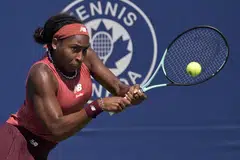 KIAN MENINGKAT NAIK: Pemain remaja Amerika Syarikat, Coco Gauff, berjaya menewaskan pemain nombor satu Britain, Katie Boulter, dengan straight set.