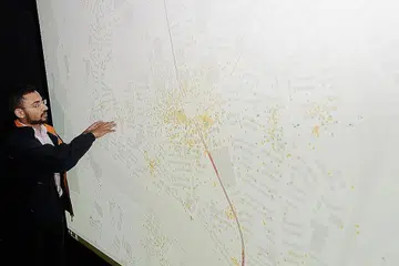 MAHU SUMBANG KEPADA MANUSIA DAN HAIWAN: Encik Aniq Ahsan bakal memulakan pengajian PhD di Universiti Oxford September ini, dengan tumpuan pada bidang tenaga yang boleh diperbaharui. - Gambar JOHARI RAHMAT