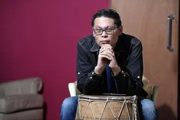 Encik Olly Ismail.