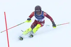 Faiz Basha dari Singapura beraksi dalam acara slalom lelaki 1 di Sukan Olimpik Musim Sejuk, di Pusat Ski Stelvio di Bormio, Italy.