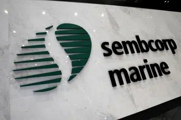 LAPORAN KEWANGAN: Sembcorp Marine mencatat kerugian bersih $137 juta bagi fiskal 2019, berbanding kerugian bersih $74 bagi fiskal 2018, menurut laporan tahunan 2019. 