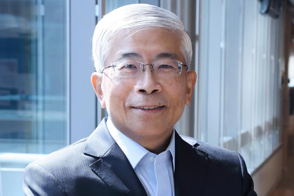 Encik Gan adalah Timbalan Pengerusi LNG Corporation Singapore, dan merupakan bekas Pengerusi serta Pengarah Urusan Exxonmobil Asia Pacific.