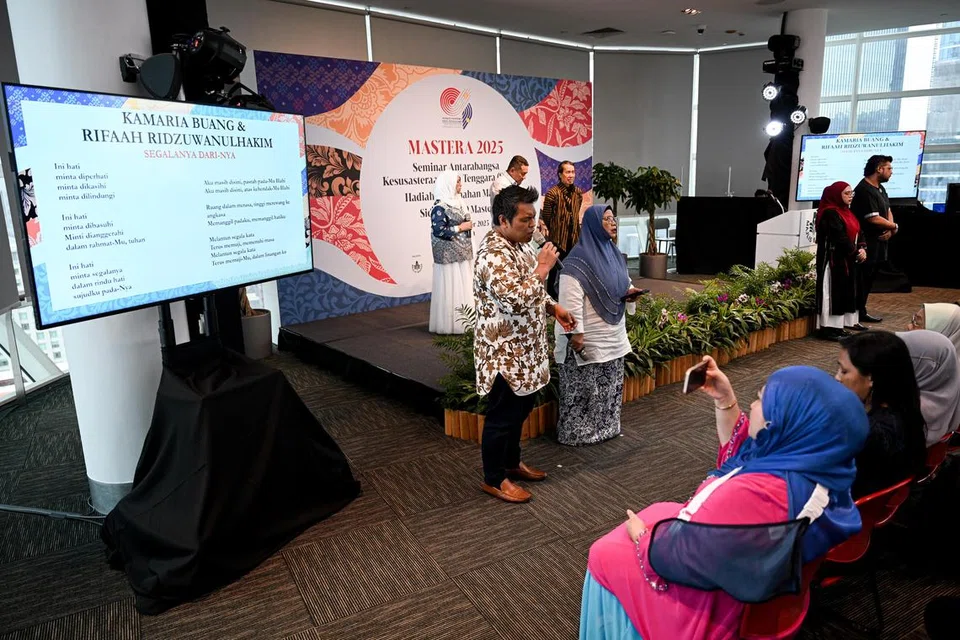 puisi, sastera Melayu, Mastera