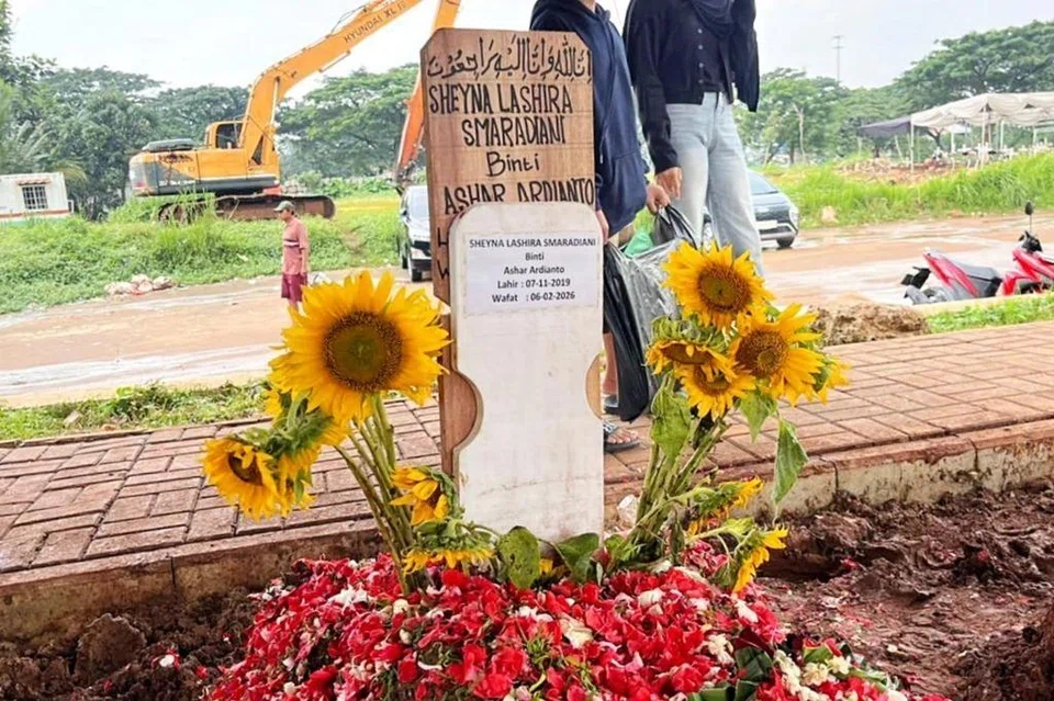 Singapura, Indonesia, Jakarta, kemalangan, nahas, kanak-kanak perempuan, Sheyna Lashira Smaradiani