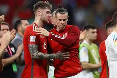 Gareth Bale (kanan). - Foto REUTERS