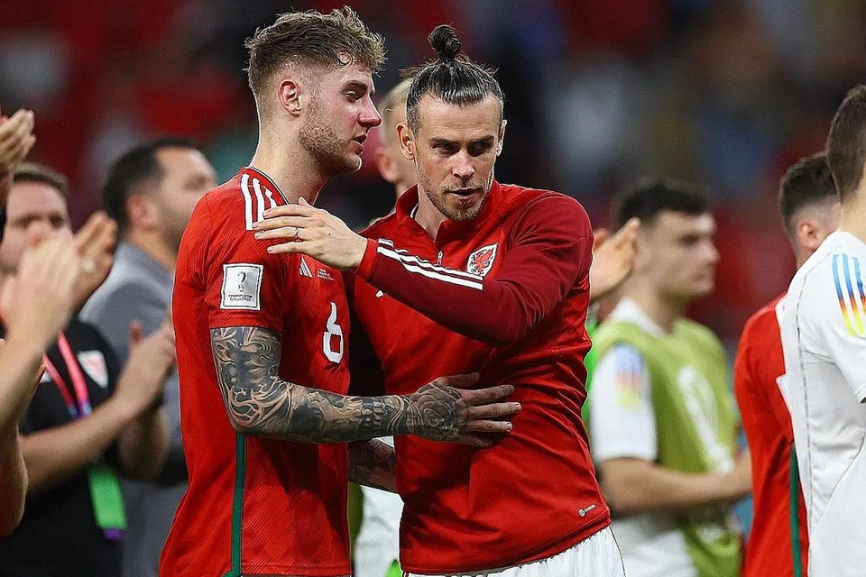 Gareth Bale (kanan). - Foto REUTERS