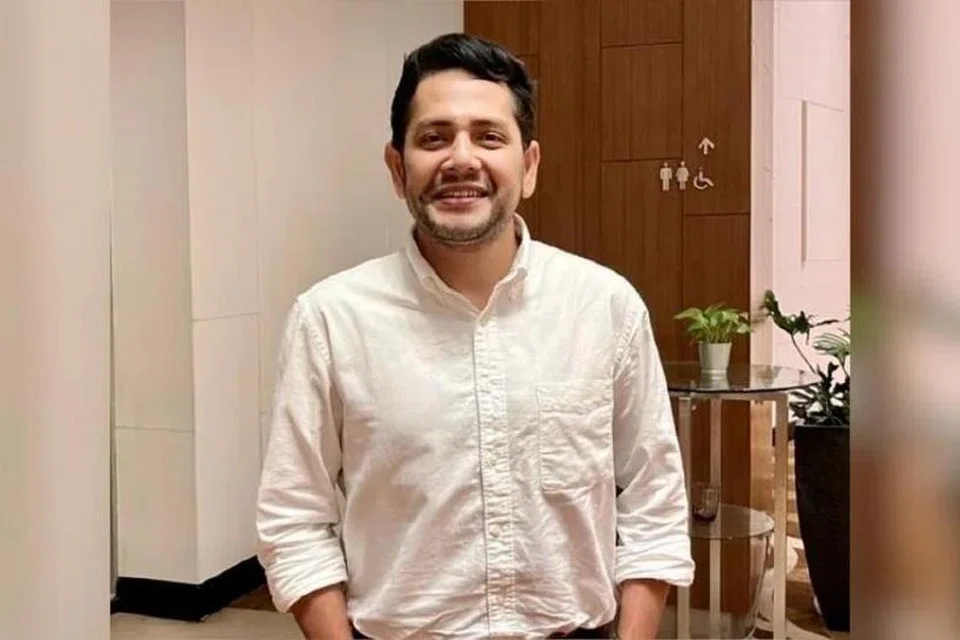 Pelakon yang juga penyanyi, Danny X-Factor, selesa dengan tugas memandu Grab kerana wang yang diperolehi saban hari tanpa beliau perlu menyusahkan isterinya dalam melangsaikan bil.